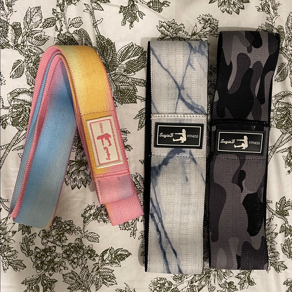 SuzieB Fitness Resistance Bands Set